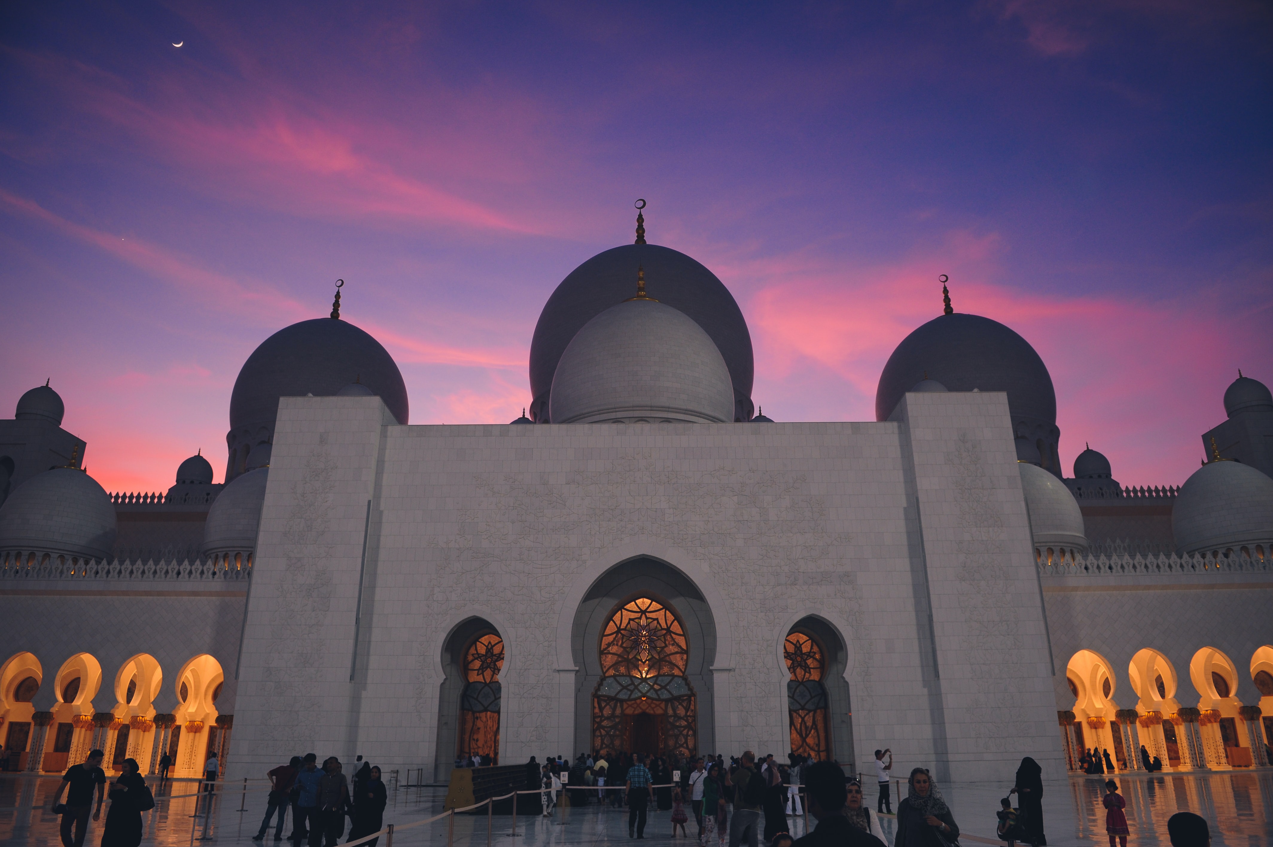 Dubai Visit Visa Extension and Renewal