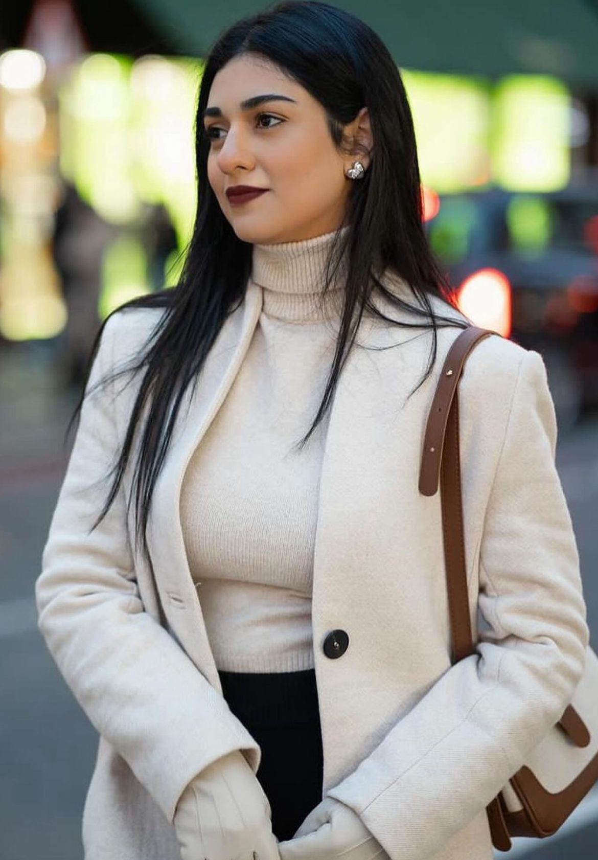 Aisha Khan
