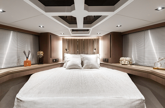 47 ft Galeon 460 Fly