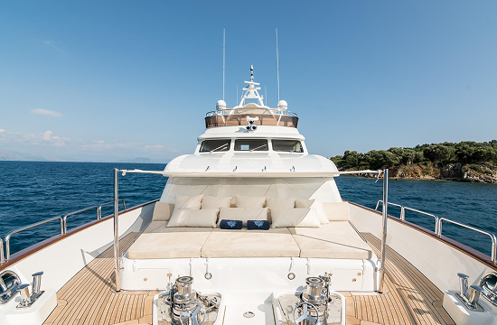 100 ft Benetti Tradition